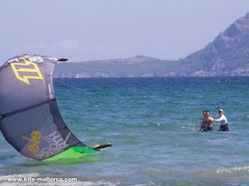 Also the relaunch has to be learned There a different techniques to launch a kite